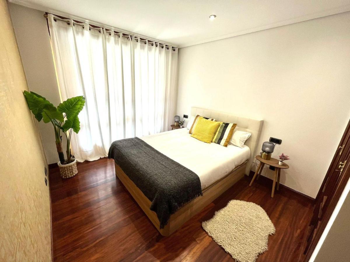 Apartamento Olivico Con Parking Vigo Luaran gambar